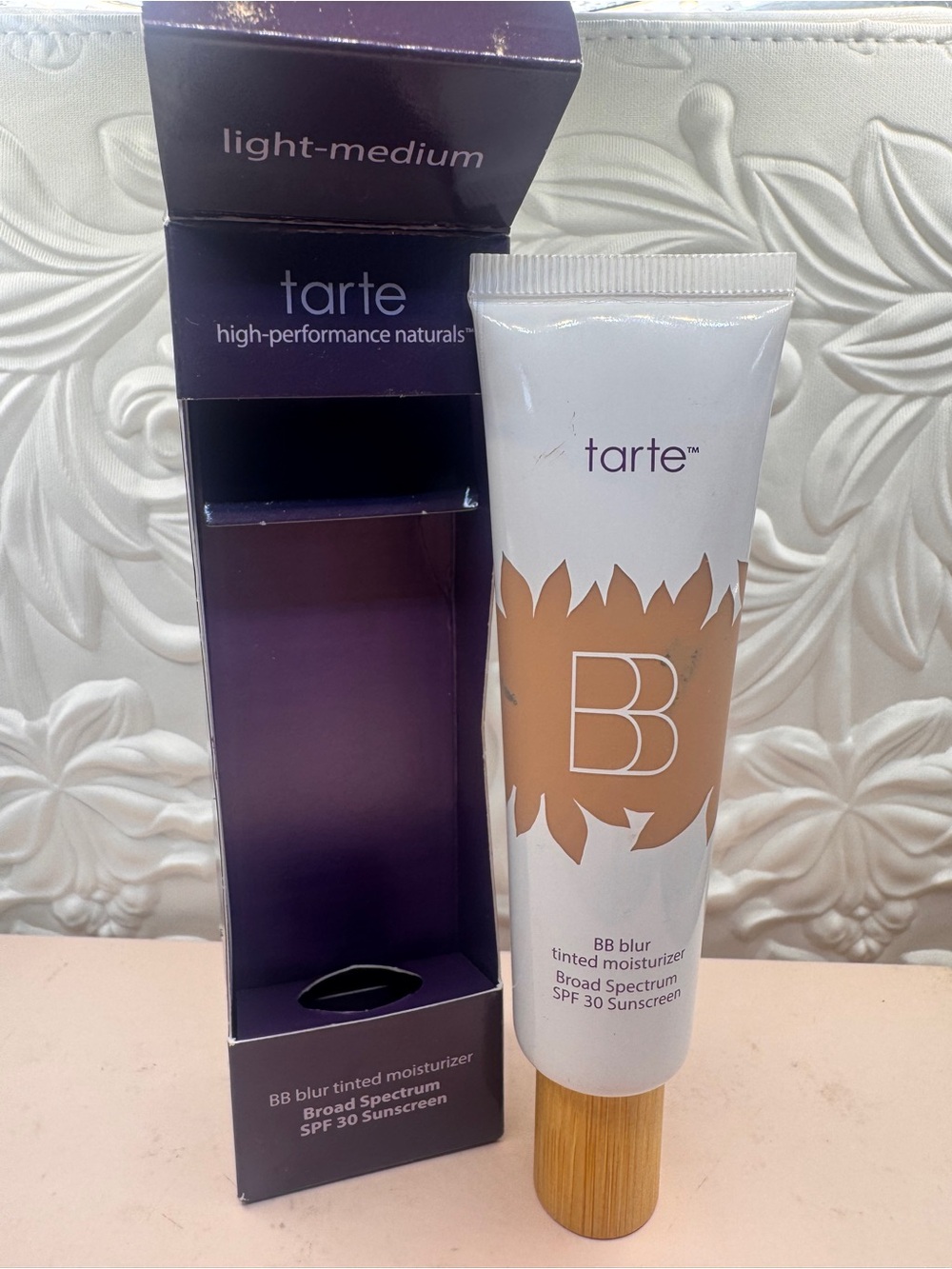 Tarte high performance naturals bb blur tinted moisturizer spf 30 ‘light- med’